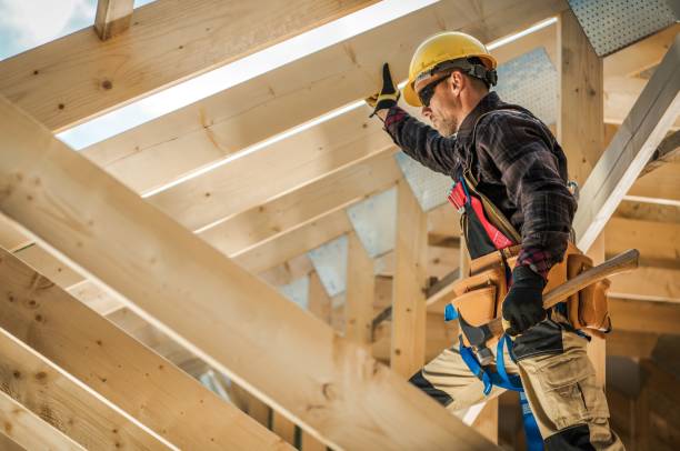 Best Roof Gutter Cleaning  in Woodburn, VA